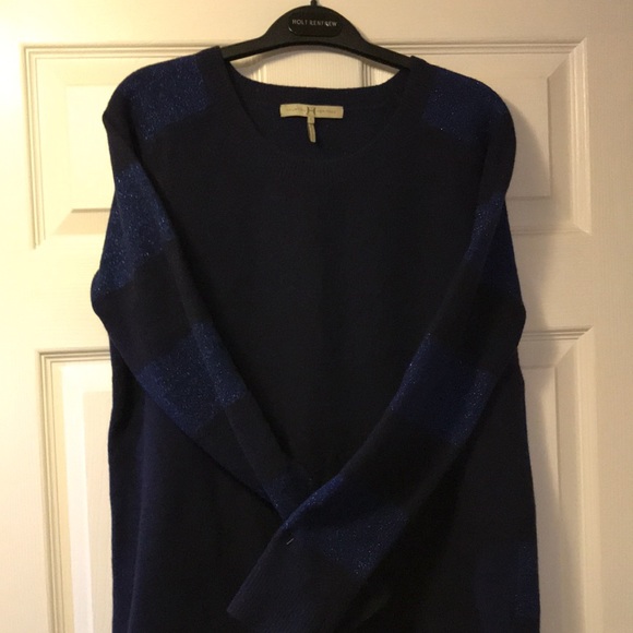 Sweater - Picture 3 of 9